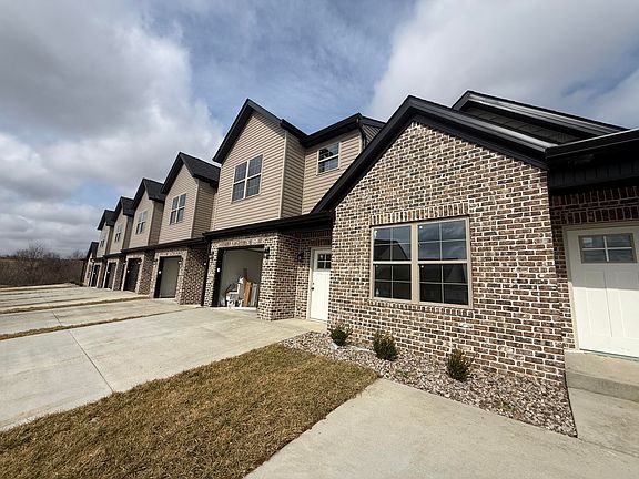 3rd image of 844-7 Ridgewood Dr