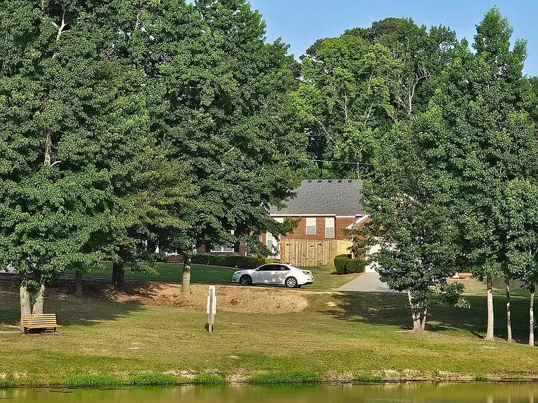 126 Adams Ln — Photo 22