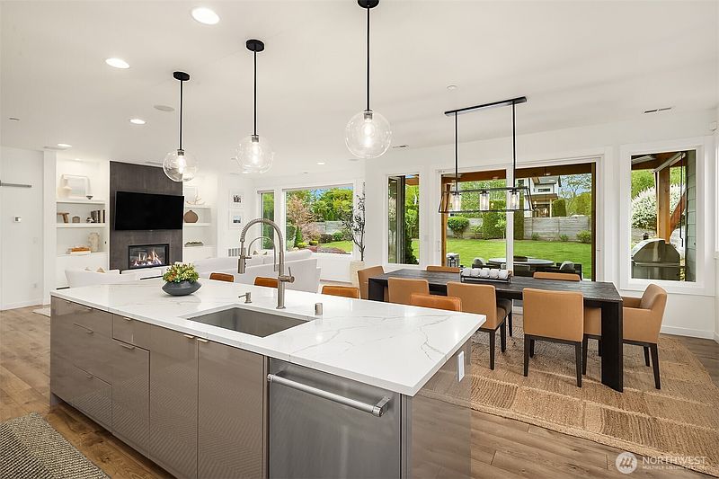 5th image of 32909 SE 41st Street