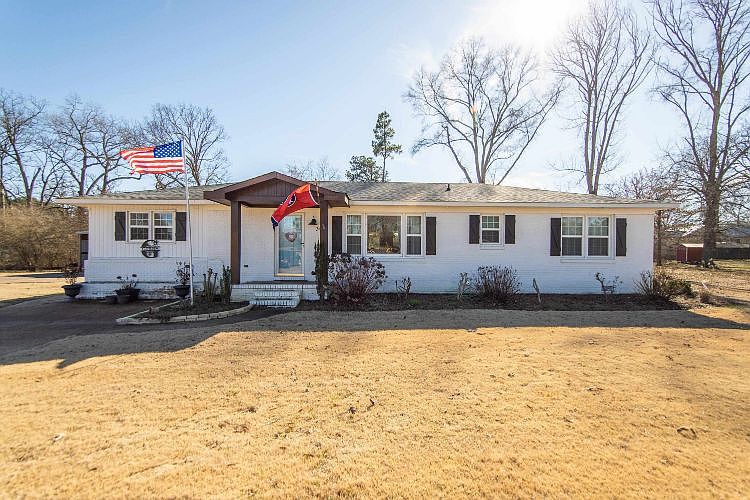 1st image of 36 Bunn Dr