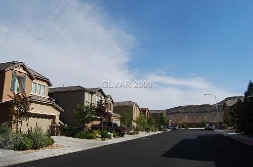 3rd image of 6548 Holly River St