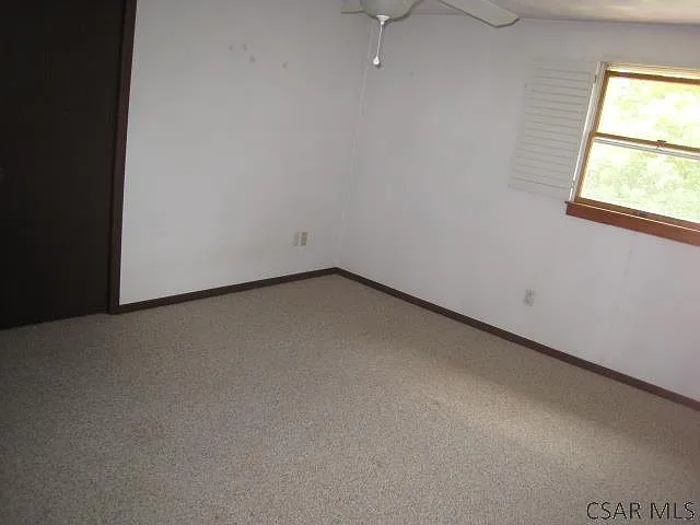 134 Leffler Dr — Photo 32
