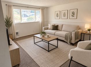 310 NW Robert St #B, Pullman, WA 99163
