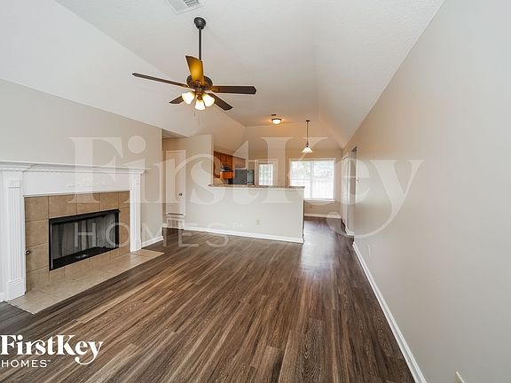 3rd image of 4194 Rainey Woods Dr