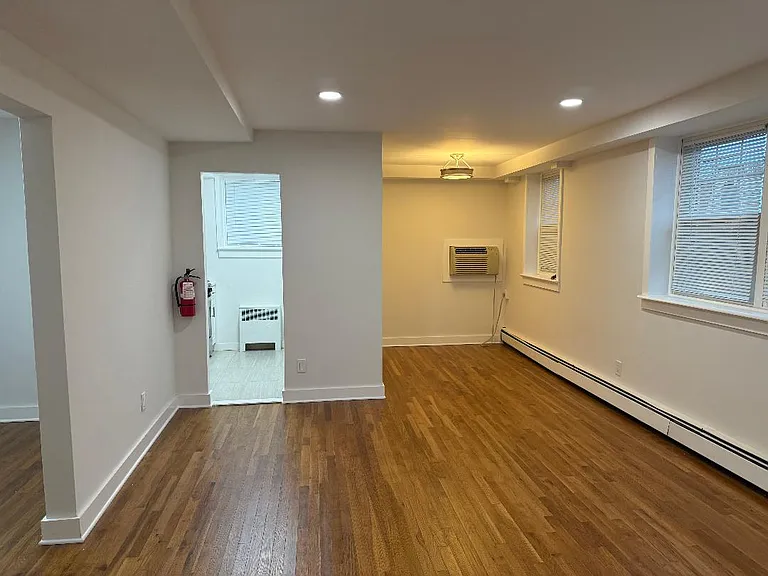 604 Chestnut St #C — Photo 3