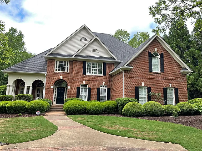 1120 Long Creek Dr — Photo 2