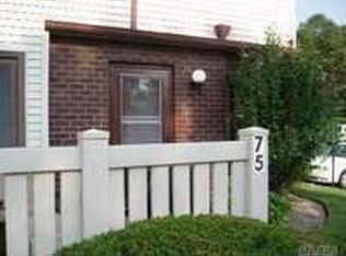75 Birchwood Rd, Coram, NY 11727