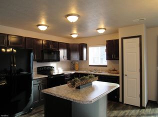 325 Jerry Pl, Tea, SD 57064