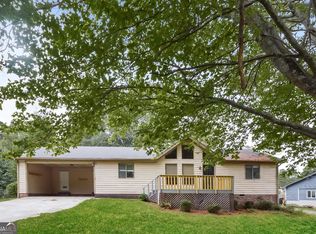 3503 Warwick Way, Snellville, GA