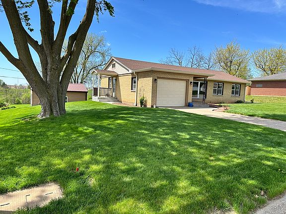 2nd image of 3806 Eagle Heights Dr