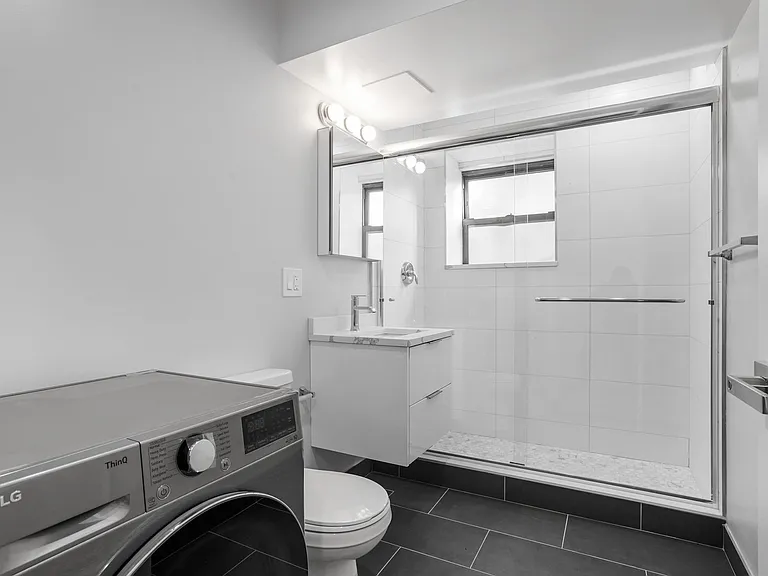 6929 N Lakewood Ave — Photo 13