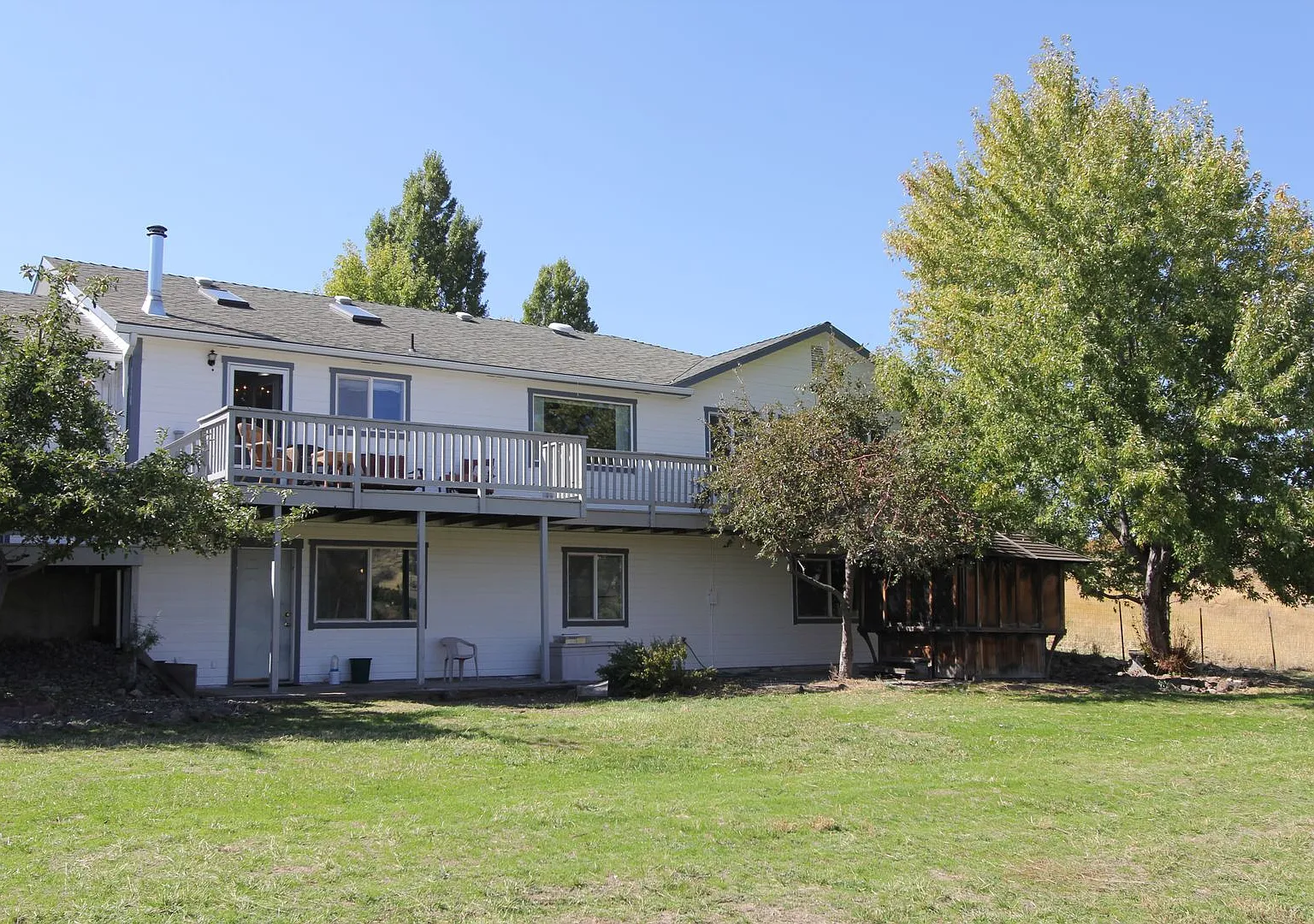 4 Bedroom 3 Bath Home — Photo 2