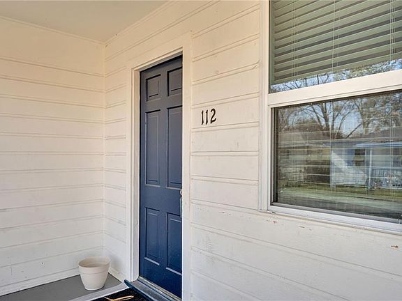 3rd image of 112 Evans St