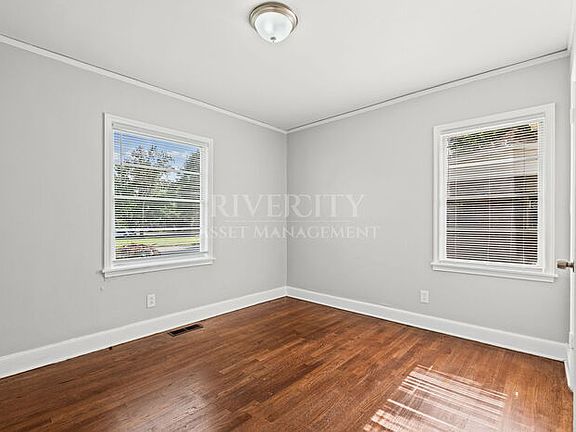 5th image of 1232 Vaughn Rd