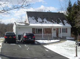 3 Cherrywood Dr, Goshen, NY 10924