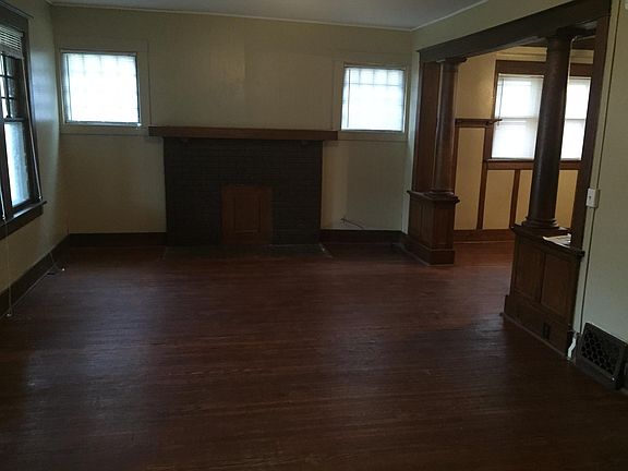 2nd image of 1203 N Bourland Ave