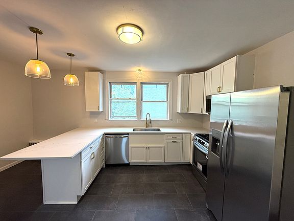 2nd image of 1525 Chrisler Ave Floor 2