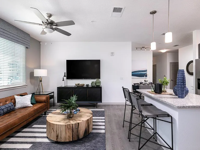 Enclave at 3230 — Photo 10