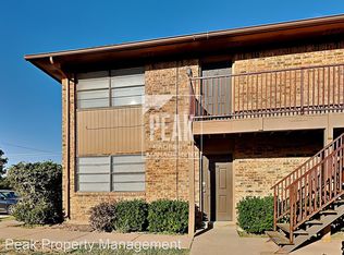 624 E 3rd St APT 204, Springtown, TX 76082