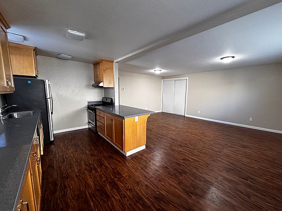 2nd image of 3272 Briggs Ave #B