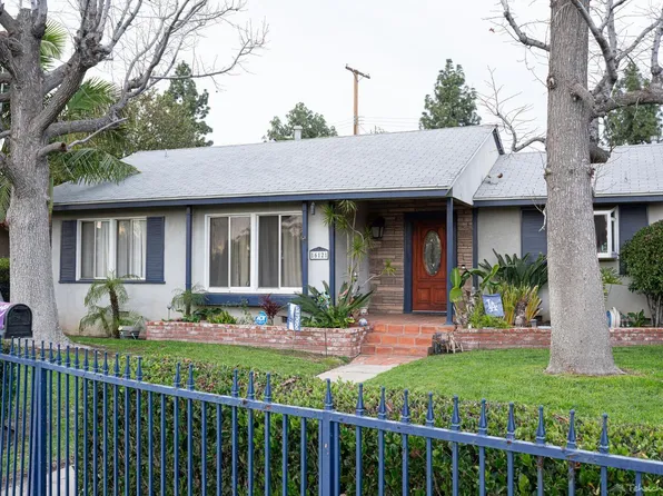 16121 Tuba St, North Hills, CA 91343