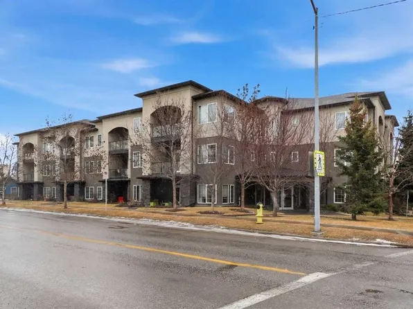 201 W 20th Ave NE #103, Calgary, AB T2E 1R1