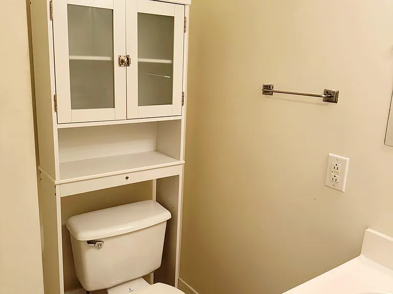 2806 S Lyons Ave — Photo 13