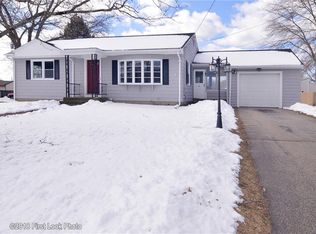 6 Melanie Cir, Seekonk, MA 02771