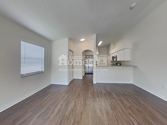 3rd image of 4421 Country Hills Blvd