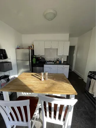 40 Hillside St — Photo 29