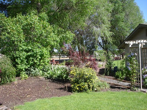 5th image of 2334 NE Quail Valley Dr