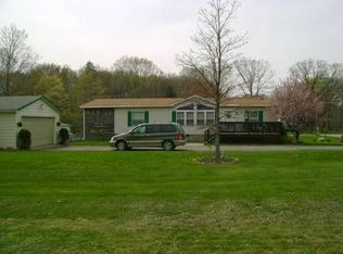 1581 Mohawk Rd, Jamestown, PA 16134