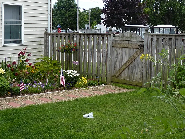 Landings — Photo 60