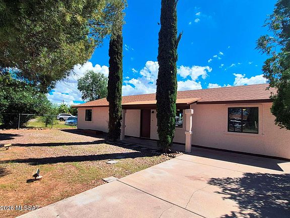 2nd image of 443 Aleta Ct