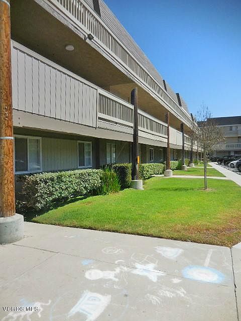 1st image of 282 E Surfside Dr