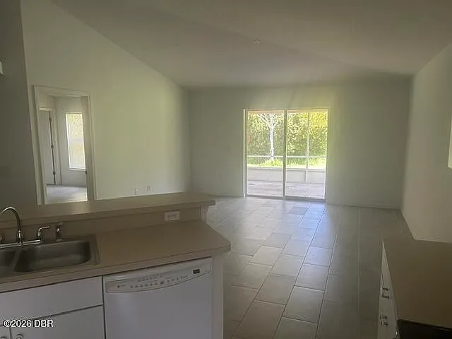 113 Brasswood Ct — Photo 10