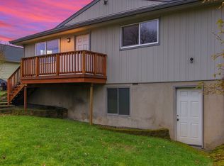 234 N 6th St, Saint Helens, OR 97051