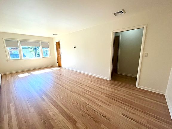 5th image of 149 8th Ave Floor 2