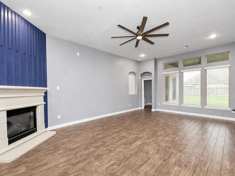 24523 Eucalyptus Way — Photo 9