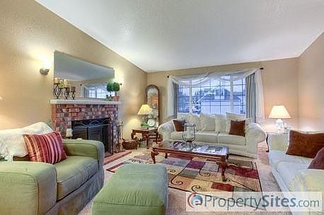3rd image of 4005 N Visscher St