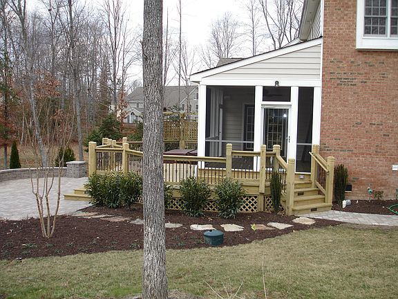 So inviting is this backyard heaven- you'll never want to go to work!