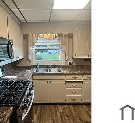 2nd image of 2631 Tatham Rd