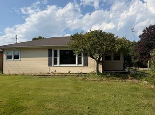 281 Glenn St, Barberton, OH 44203