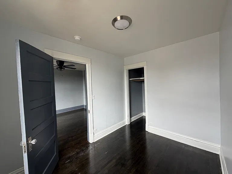 4107 S Archer Ave #2F — Photo 11