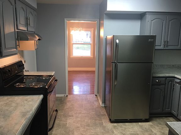 2nd image of 11300 E 50th St