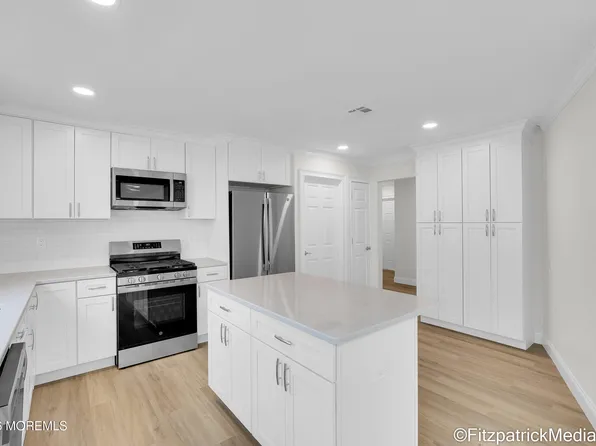 10 Vernon Court, Brick, NJ 08724