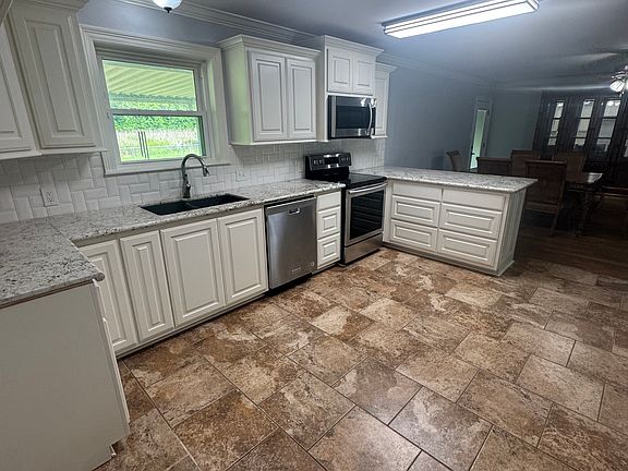 3rd image of 7845 Oneal Rd