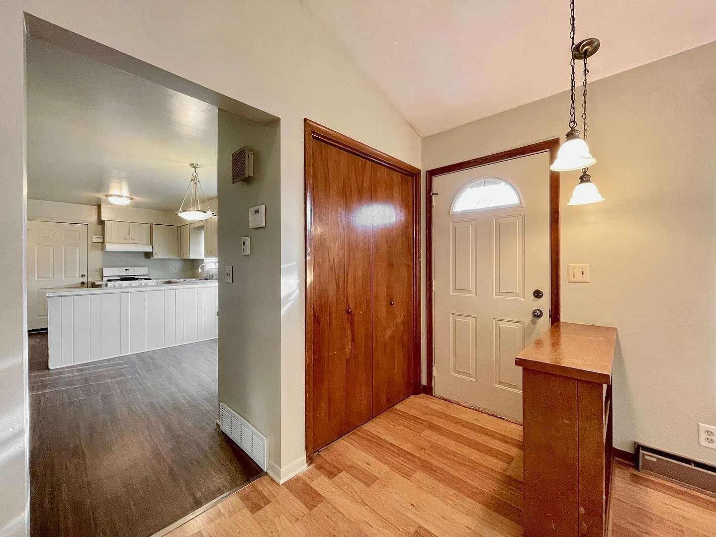 4 bed, 2.5 bath, 2394 sqft, $2,495 — Photo 3