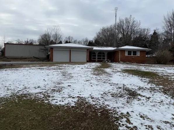 32 Combs Bridge Rd, Hartford, KY 42347