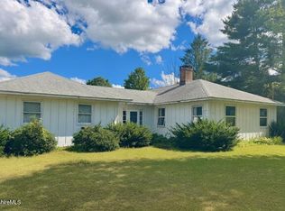 153 E Main St, Sheffield, MA 01257